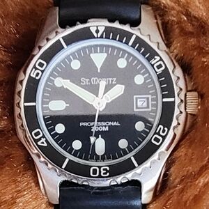 St. Moritz 34mm Professional Divers Watch. New Battery!